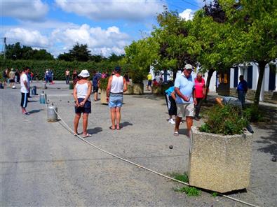 Photos du concours de boules à Cromenac'h en 2009